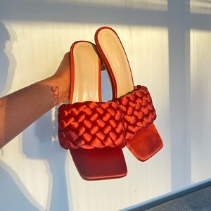 *NEW* SHEIN Coral Bronze Braided Mules